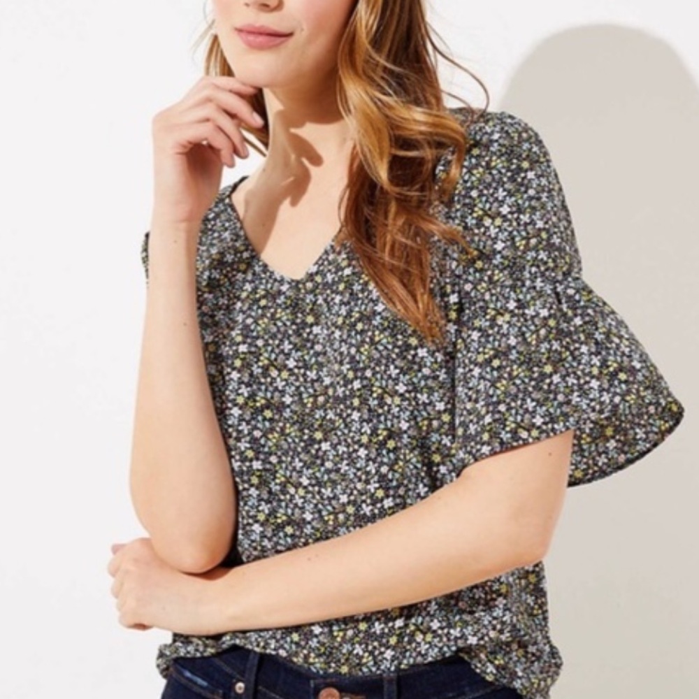 Loft Size Small Multicolor Floral Half Flare Sleeve V Neck Blouse